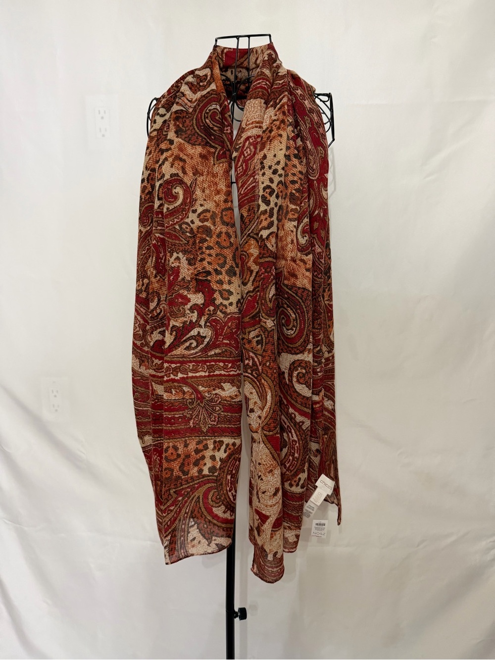 Scarves/Oblong Fabric with Tags